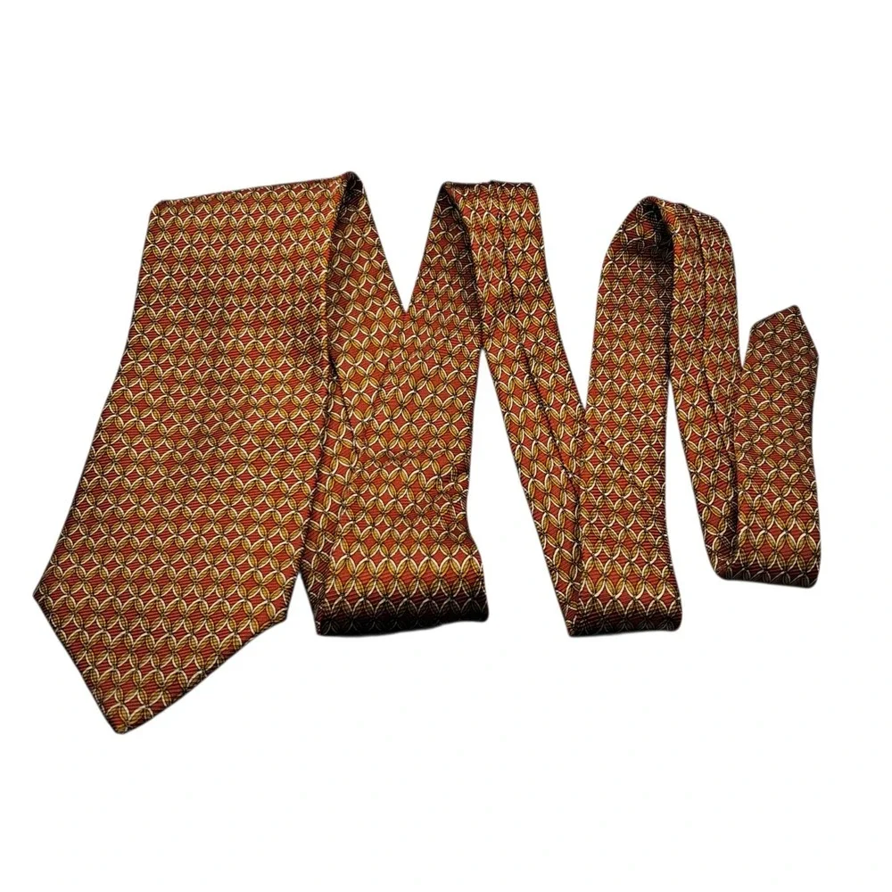 Brooks Brothers Makers Silk Necktie Mens Red Gold Geometric Print Tie‎ Office